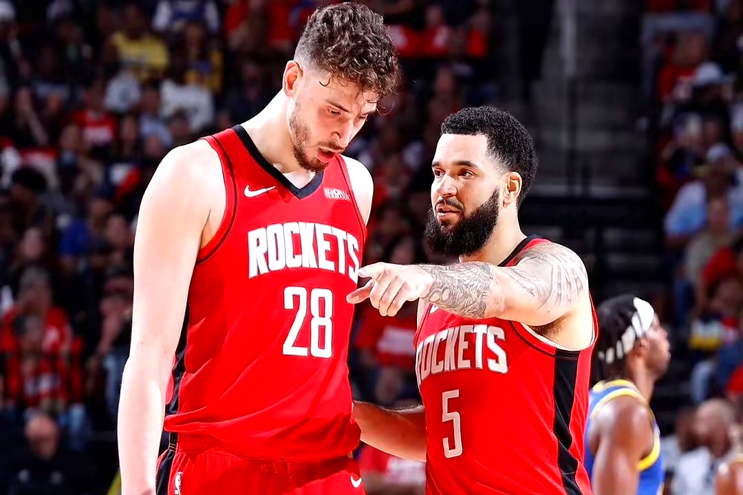 jiuyou-关于欧冠赛程吃紧，休斯敦火箭集结日防线松动，球迷炸锅，训练强度明显提升的信息